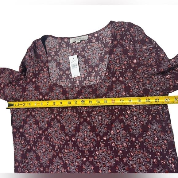 NWT LOFT Burgundy Floral Long Sleeve Blouse Scoop Neck Size Large Flowers - Picture 7 of 7